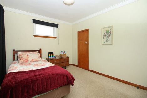 Photo of property in 15 Severn Terrace, Roslyn, Palmerston North, 4414