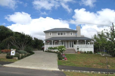 Photo of property in 2 Brassey Road, Birkenhead, Auckland, 0626