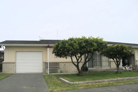 Photo of property in 2/34 Chester Street, Taradale, Napier, 4112