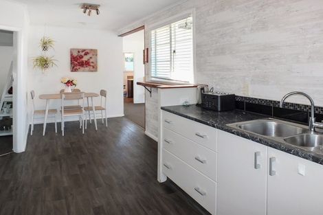 Photo of property in 15 Andrews Street, Foxton Beach, Foxton, 4815