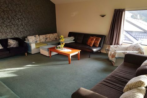 Photo of property in 19 Landsdowne Terrace, Karori, Wellington, 6012