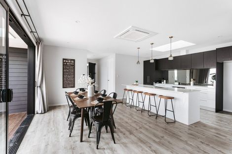 Photo of property in 15 Livingstone Drive, Papamoa Beach, Papamoa, 3118