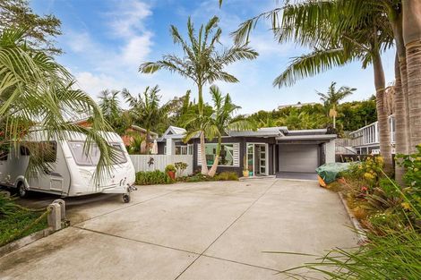 Photo of property in 46 The Circle, Manly, Whangaparaoa, 0930