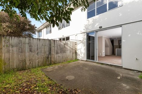 Photo of property in 9f Denver Place, Hamilton East, Hamilton, 3216