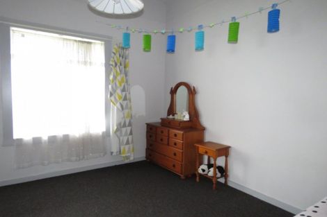 Photo of property in 127 Peel Street, Westport, 7825