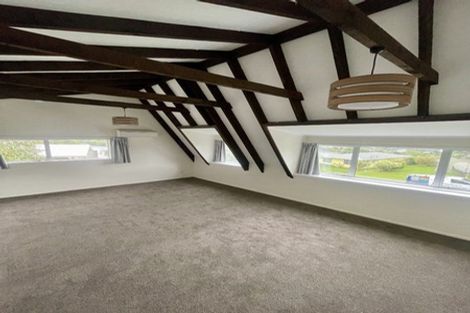 Photo of property in 93 Stewart Drive, Newlands, Wellington, 6037