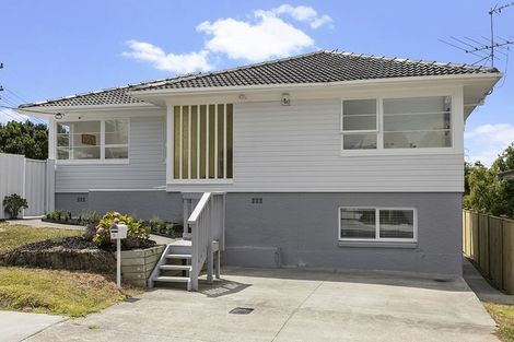 Photo of property in 5 Braebank Lane, Te Atatu South, Auckland, 0610