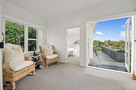 Photo of property in 4 Bloomfield Place, Epsom, Auckland, 1023