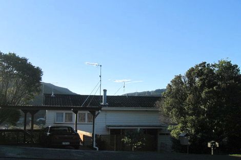 Photo of property in 1/54 Holborn Drive, Stokes Valley, Lower Hutt, 5019