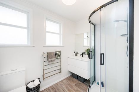 Photo of property in 32 Leicester Street, Terrace End, Palmerston North, 4410