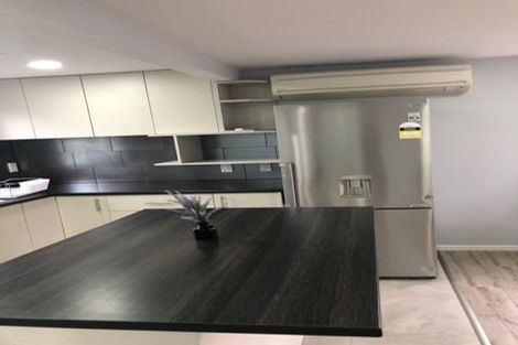 Photo of property in 16 Walworth Avenue, Pakuranga Heights, Auckland, 2010