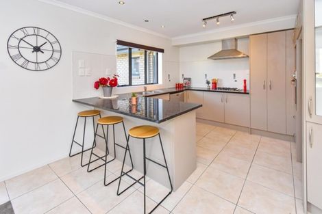 Photo of property in 64 Aspiring Avenue, Flat Bush, Auckland, 2019