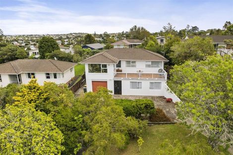 Photo of property in 42 Juniper Road, Sunnynook, Auckland, 0620