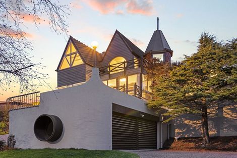 Photo of property in 8 Muritai Terrace, Mount Pleasant, Christchurch, 8081