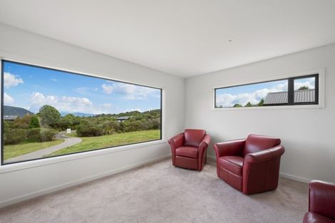 Photo of property in 42 Lacebark Drive, Kinloch, Taupo, 3377