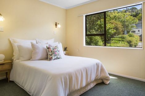 Photo of property in 35 Shackle Lane, Whitby, Porirua, 5024