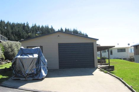 Photo of property in 16 Thompson Place, Opito Bay, Whitianga, 3592