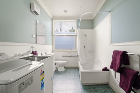 Photo of property in 1 Coach Road, Fairfield, Dunedin, 9018