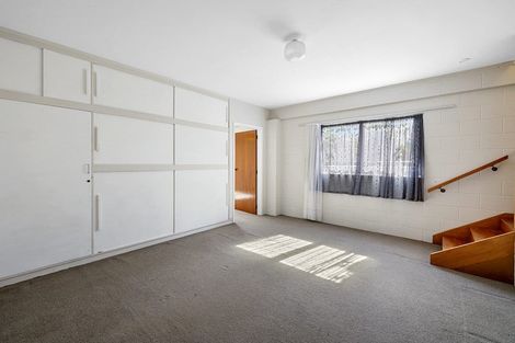 Photo of property in 44 Nevada Drive, Merrilands, New Plymouth, 4312