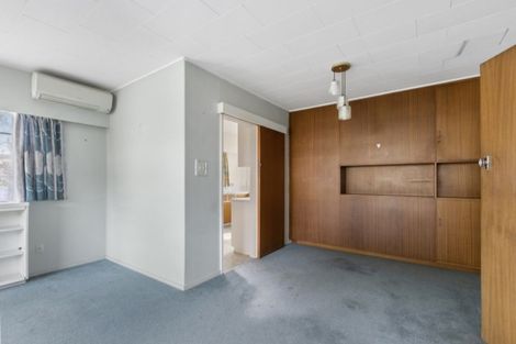 Photo of property in 17 Korau Grove, Stokes Valley, Lower Hutt, 5019