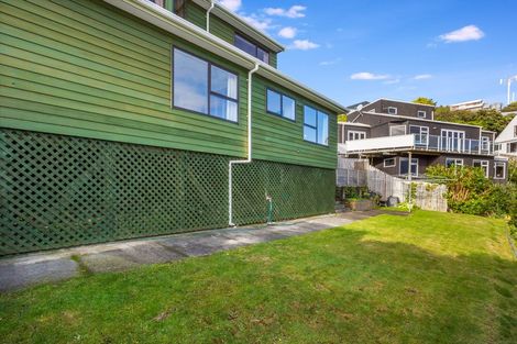 Photo of property in 18 Tremaine Place, Camborne, Porirua, 5026