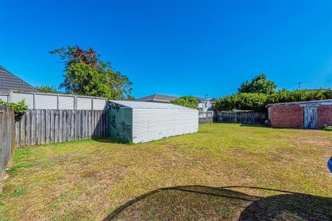 Photo of property in 277 Hobsonville Road, Hobsonville, Auckland, 0618