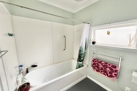 Photo of property in 20 Waikare Avenue, Waiwhetu, Lower Hutt, 5010