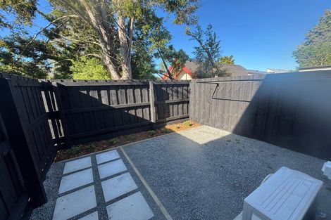 Photo of property in 2/86 Holly Road, St Albans, Christchurch, 8014