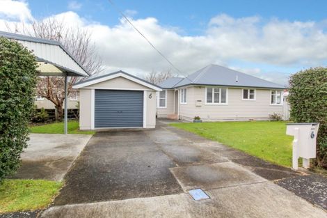Photo of property in 6 Blackmore Street, Lynmouth, New Plymouth, 4310