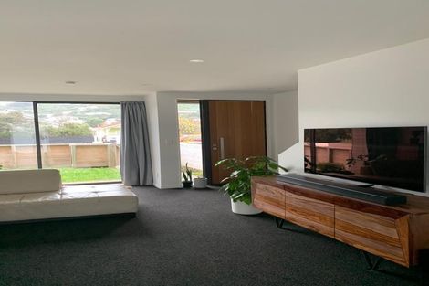 Photo of property in 3/74 Derwent Street, Island Bay, Wellington, 6023