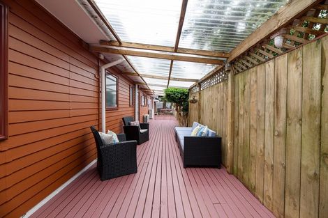 Photo of property in 28 Boundary Road, Blockhouse Bay, Auckland, 0600