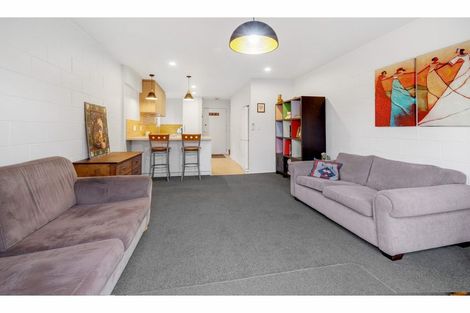 Photo of property in 1/115 Waltham Road, Sydenham, Christchurch, 8023