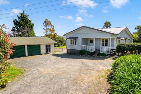 Photo of property in 407 Pataua Road South, Pataua South, Onerahi, 0192