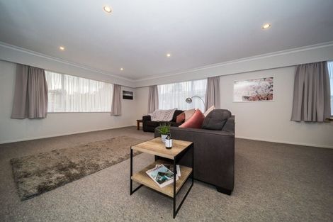 Photo of property in 36 Cameron Street, Hawera, 4610