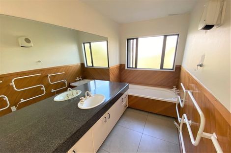 Photo of property in 82 Taylors Mistake Road, Scarborough, Christchurch, 8081