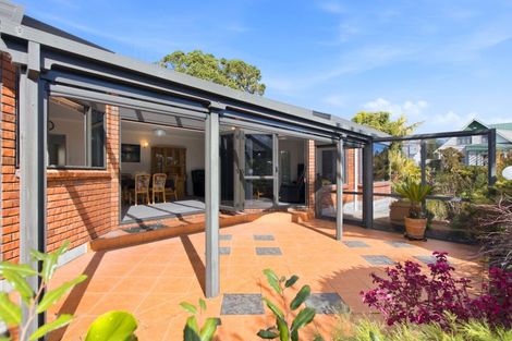 Photo of property in 71 Brooklands Road, Brooklands, New Plymouth, 4310