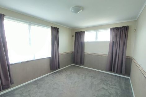 Photo of property in 7 Sycamore Drive, Sunnynook, Auckland, 0620