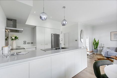 Photo of property in 33 Wallace Road, Hobsonville, Auckland, 0616