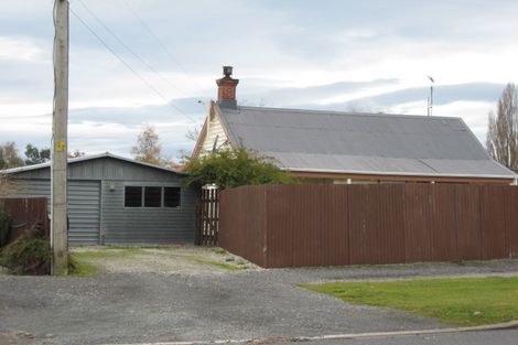 Photo of property in 24 High Street, Milton, 9220