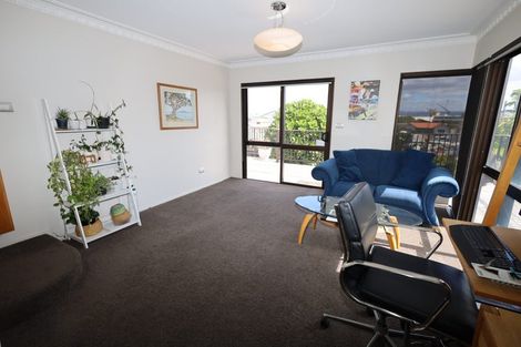 Photo of property in 62 Oceanview Road, Mount Maunganui, 3116