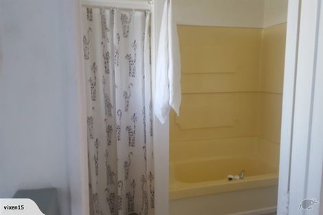 Photo of property in 11 Selwyn Road, Hospital Hill, Napier, 4110