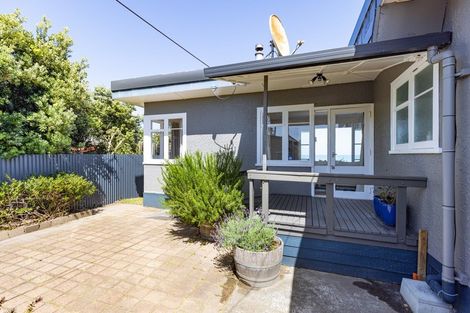 Photo of property in 133 Karaka Street, Castlecliff, Whanganui, 4501