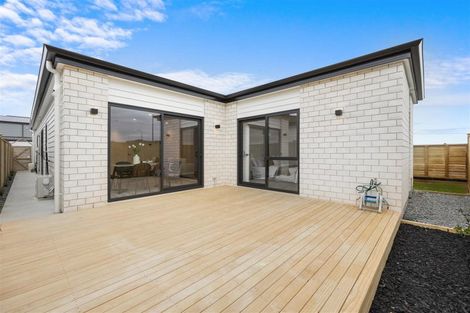 Photo of property in 1 Bannockburn Road, Opaheke, 2113