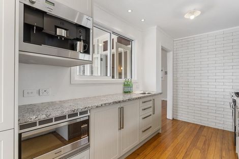 Photo of property in 219 The Square, Whangamata, 3620