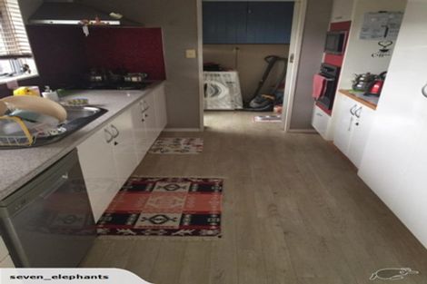 Photo of property in 19 Garland Drive, St Andrews, Hamilton, 3200