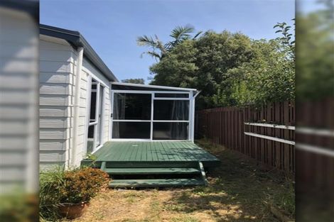 Photo of property in 2/52 Waitaki Street, Henderson, Auckland, 0612