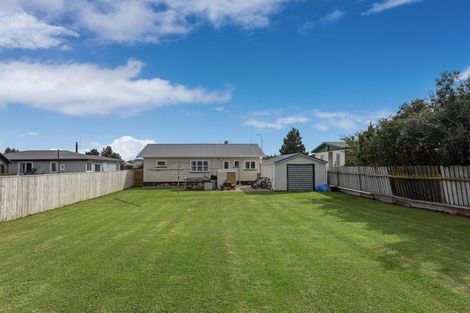 Photo of property in 6 Rimu Street, Edgecumbe, 3120