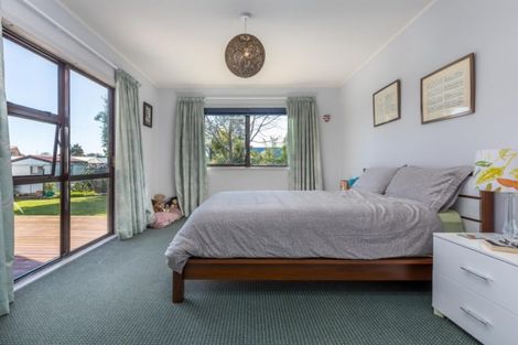 Photo of property in 8 Harbour Crest Drive, Waiuku, 2123