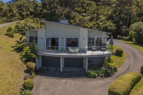 Photo of property in 49 Tarapatiki Drive, Whitianga, 3510