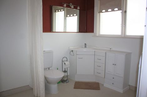 Photo of property in 146 Easther Crescent, Kew, Dunedin, 9012